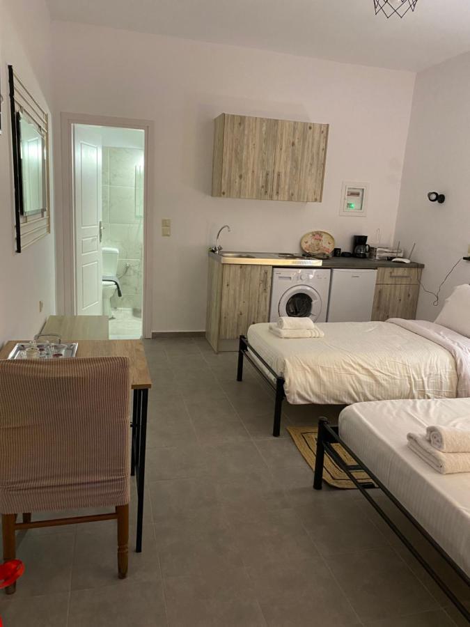 Hotel Mani Spot à Areópoli Extérieur photo